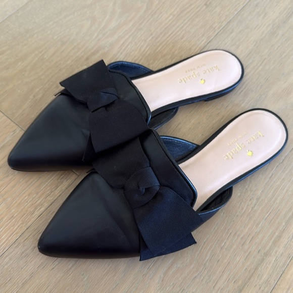 Kate Spade Black Leather Mules w/ Bow Women's 5 - Picture 1 of 5